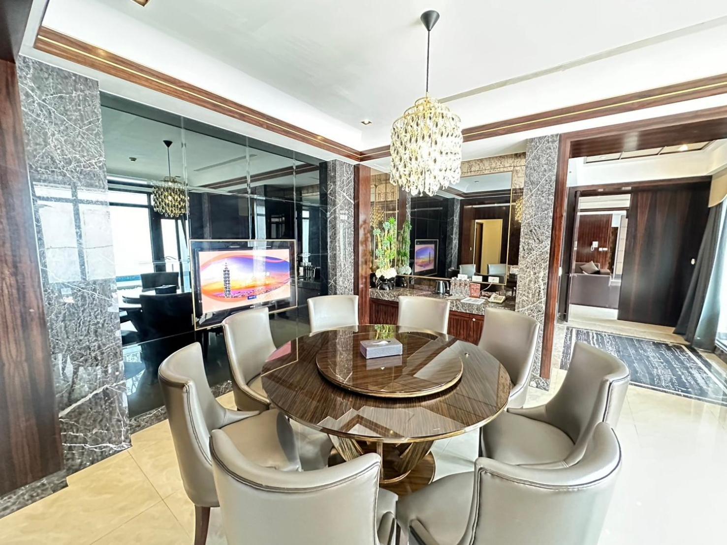 H Villa Inn Тайнань Екстер'єр фото